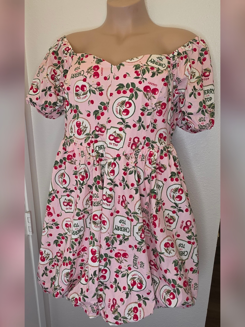 RETROCHIC torrid Pink Cherry-Print Sweetheart Mini Dress - Picture 2 of 12